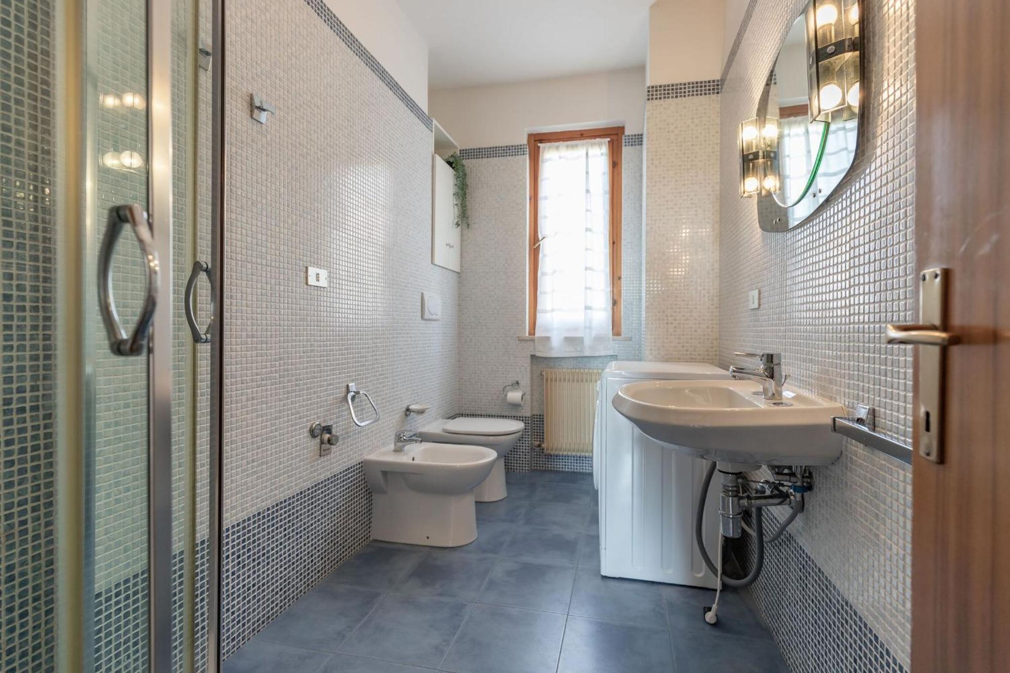 Italian Experience-Numana Suite Parking & Beach Екстериор снимка
